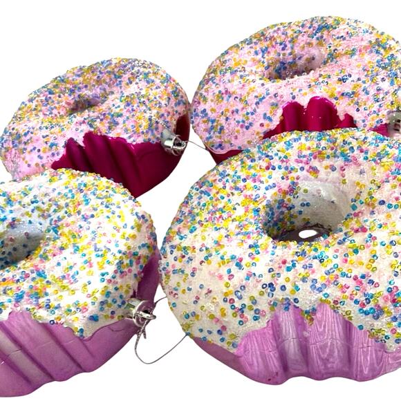 Jumbo glitter sparkle Christmas donut ornaments set of 4 stunning donuts - Picture 1 of 14